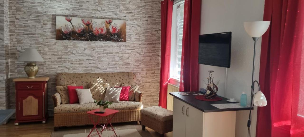 Appartement Meuble Romain نيديربرون ليه باينس المظهر الخارجي الصورة