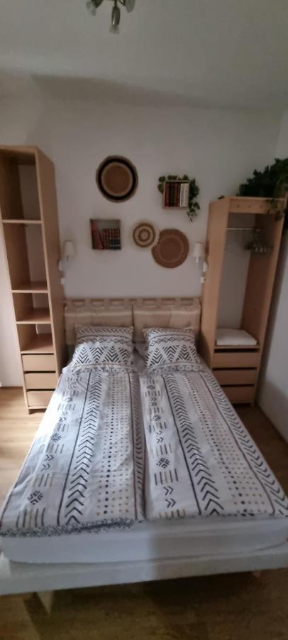 Appartement Meuble Romain نيديربرون ليه باينس المظهر الخارجي الصورة